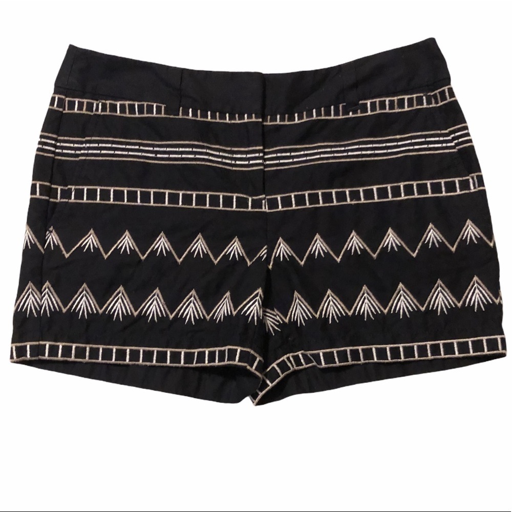 ⭐️ LOFT Embroidered Shorts
